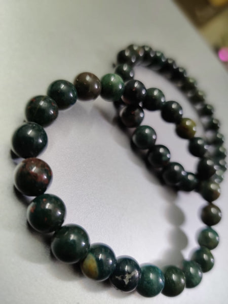 Buy African Bloodstone Bracelet 8 mm Beads, Diameter: 2.5 in; for Reiki,  Vastu, Feng Shui. Gift, Fashion Jewellery at Amazon.in